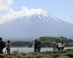 Nhật Bản thu phí leo núi Phú Sĩ để đảm bảo an toàn cho du khách