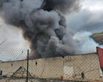 Cháy lớn tại nhà máy tái chế chứa 900 tấn pin lithium ở Pháp