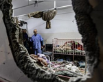 WHO sơ tán bệnh nhân khỏi bệnh viện bị tấn công ở Dải Gaza