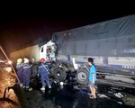 4 xe tải va chạm trên cao tốc Vĩnh Hảo - Phan Thiết, một người tử vong