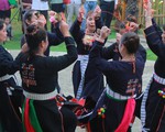 Tái hiện trò chơi dân gian truyền thống tại Lễ hội Đền Hùng