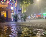Bắc Bộ cảnh báo mưa giông, Nam Bộ nắng nóng