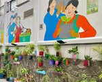 TP Hồ Chí Minh: Góc phố xanh từ rác thải tái chế