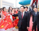 Chủ tịch Quốc hội đến Bắc Kinh, bắt đầu thăm chính thức Trung Quốc