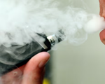 Hóa chất trong thuốc lá điện tử có thể có độc tính cao khi nung nóng