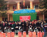 Hội Phật giáo tỉnh Phú Thọ trao quà tết cho những hoàn cảnh khó khăn
