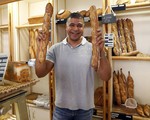 France: 200 people participate in baguette making contest 
