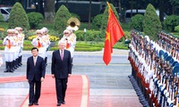 Iceland's President visits Vietnam