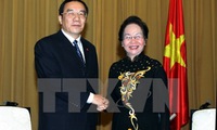 Vietnam to closely work with China to fight corruption