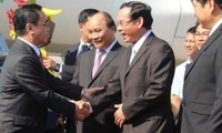 Lao prime minister begins Vietnam visit
