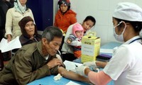 Free medical treatment for fishermen in Quang Tri