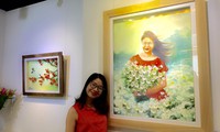 3D flower painting exhibition kicks off in Hanoi