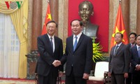 Party and State leaders welcome Chinese State Councilor