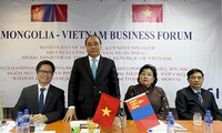 Vietnam offers to provide agricultural products to Mongolia