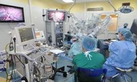 Robot-assisted surgery proves effective in Bach Mai hospital