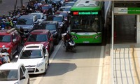 Hà Nội police yet to punish bus rapid transit lane violations