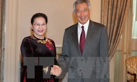 NA Chairwoman meets Singapore Prime Minister