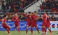 Wild celebrations after Vietnam wins AFF Suzuki Cup