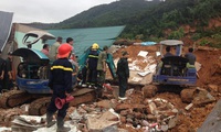 Nha Trang completes evacuation to avoid landslides