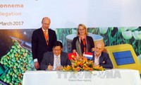 Vietnam, Netherlands cooperate in climate change adaption