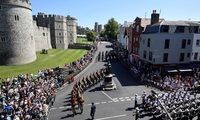 Windsor castle gets ready for royal wedding