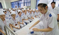 Germany recruits 400 Vietnamese nursing workers