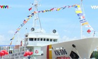 Japan hands over 2 vessels to Vietnam