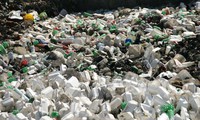 Hospitals urged to reduce plastic waste