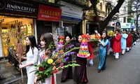 Hanoi’s Old Quarter hosts various cultural activities to greet new spring