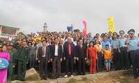 New Year flag salutation ceremony held at Vietnam’s easternmost mainland point