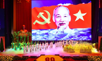 Grand meeting marks 90th anniversary of Party