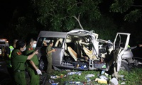 8 killed, 7 injured in tragic head-on car crash in Binh Thuan
