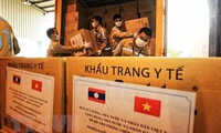 Vietnam offers Laos further aid to cope with COVID-19