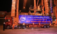 First cargo welcomed in Hai Phong, Da Nang