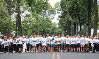 Over 1,000 join run in Ho Chi Minh City to mark Earth Hour