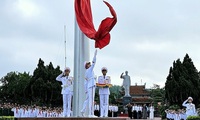 National flag raised on Co To island to mark President Ho's trip