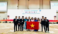 Hanoi students win six medals at the International Junoir Science Olympiad