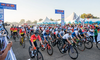 First Cambodia-Laos-Vietnam friendship bicycle race opens in Laos ​
