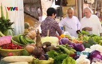 Trải nghiệm ẩm thực Việt cùng Vua đầu bếp Pháp
