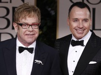 Elton John làm đám cưới với người tình đồng giới