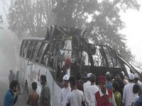 Tai nạn xe buýt tại Bangladesh, ít nhất 14 người thiệt mạng