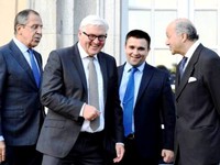 Ngoại trưởng 4 nước thảo luận về tình hình Ukraine