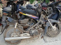 Hiểm họa từ làng “mổ” động cơ xe cũ ở Vĩnh Phúc