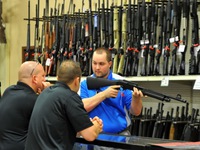 Doanh nghiệp Mỹ “nhanh chân” trong vấn đề kiểm soát súng đạn