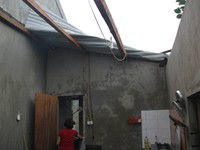 Bình Thuận: Nhiều nhà dân hư hại nghiêm trọng vì lốc xoáy
