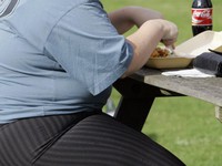 Thừa cân, béo phì đang trở thành 'đại dịch' toàn cầu
