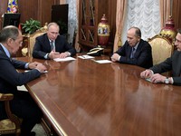 Tổng thống Nga: Hành động ám sát Đại sứ nhằm phá hoại tiến trình hòa bình ở Syria