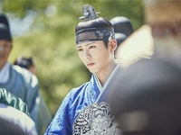 Park Bo Gum là nam diễn viên xứ Hàn chăm chỉ nhất năm 2016