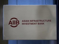 AIIB phê duyệt các khoản cho vay đầu tiên trị giá 509 triệu USD