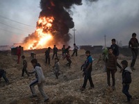 IS giết hàng trăm người, tuyển dụng trẻ em quanh Mosul